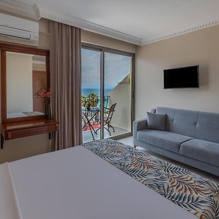 Rosy Suites Hotel Kusadası Exterior foto