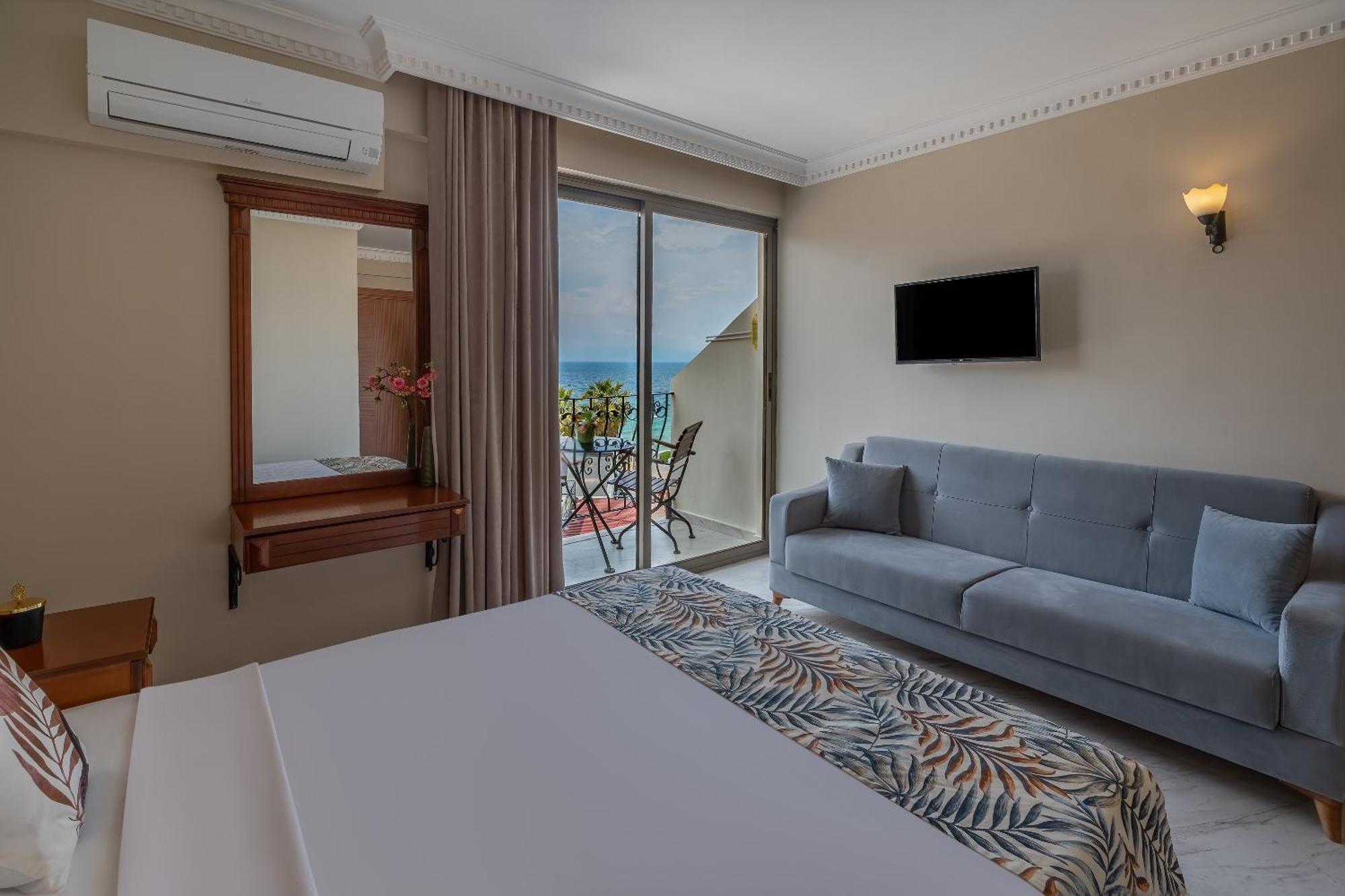 Rosy Suites Hotel Kusadası Exterior foto